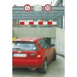 Height Restriction Bar 5000 Red/Wht